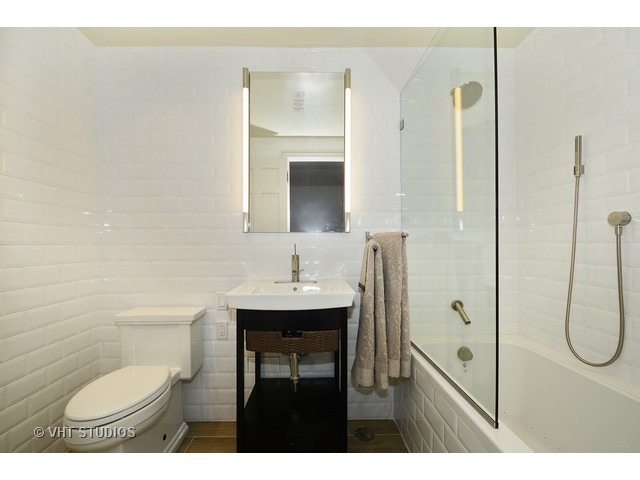 210 E Pearson St #4B, Chicago, IL 60611 photo 9