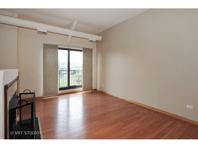 1000 E 53rd St #421, Chicago, IL 60615 photo 6