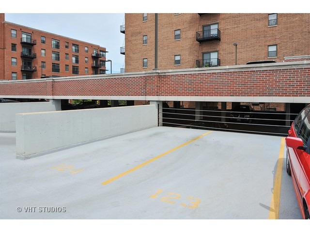 1000 E 53rd St #421, Chicago, IL 60615 photo 18