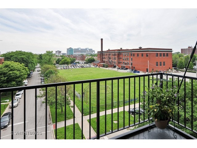 1000 E 53rd St #421, Chicago, IL 60615 photo 17