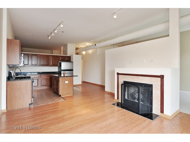 1000 E 53rd St #421, Chicago, IL 60615 photo 5