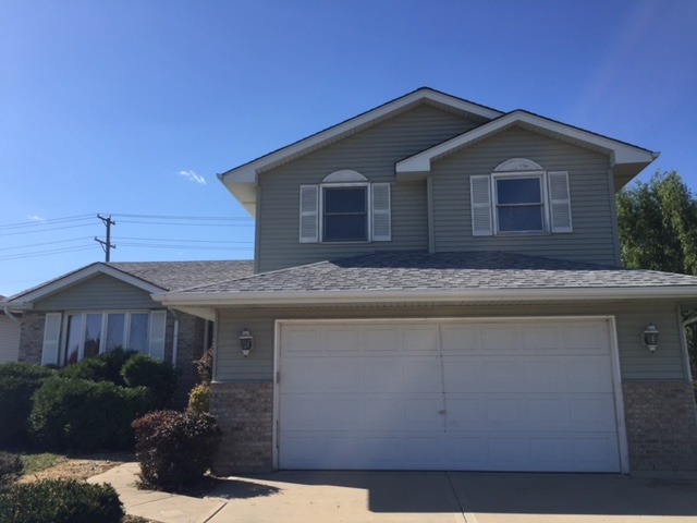 2305 Gustave Ln, Plainfield, IL 60586 photo 2