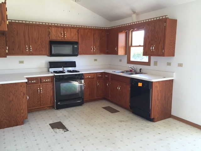 2305 Gustave Ln, Plainfield, IL 60586 photo 6