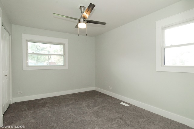 425 Bode Rd, Hoffman Estates, IL 60169 photo 8