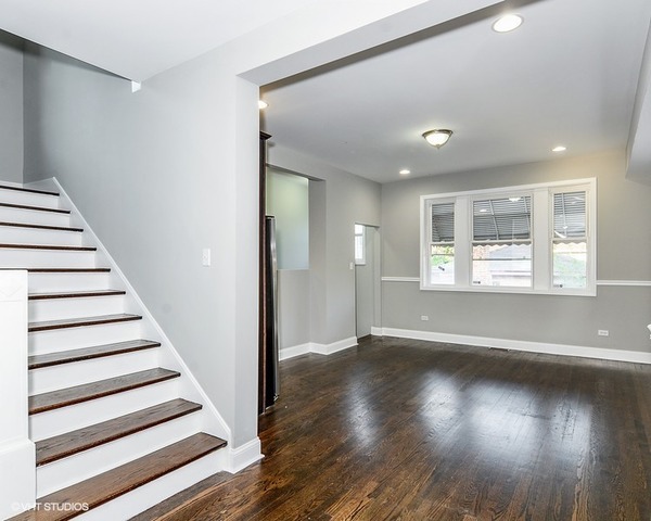 8130 S Champlain Ave, Chicago, IL 60619 photo 4