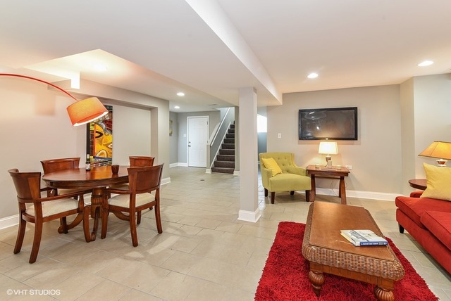 8130 S Champlain Ave, Chicago, IL 60619 photo 8