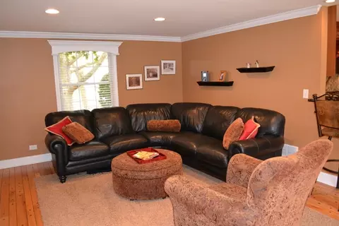 2218 Riverlea Cir, Naperville, IL 60565 photo 9