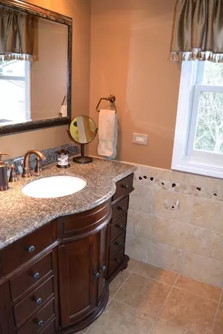 2218 Riverlea Cir, Naperville, IL 60565 photo 14