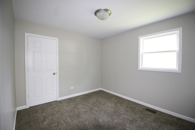 2403 Wing St, Rolling Meadows, IL 60008 photo 8