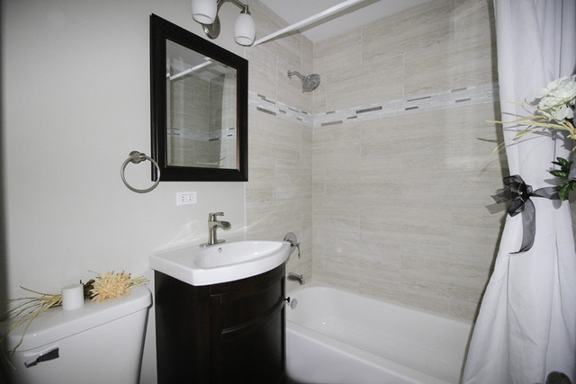 2403 Wing St, Rolling Meadows, IL 60008 photo 9