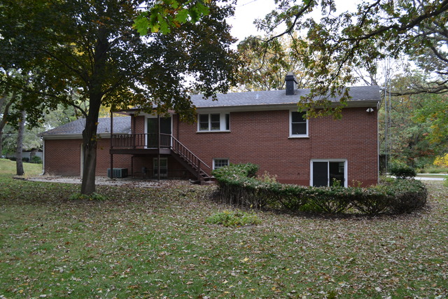 915 Forest Dr, Elgin, IL 60123 photo 25