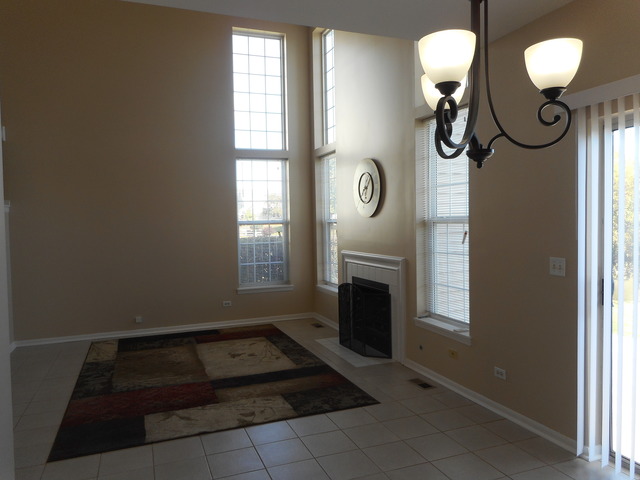 2198 Rossiter Pkwy, Plainfield, IL 60586 photo 5