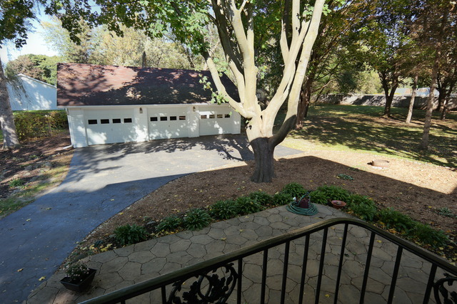 11814 Maple Ave, Hebron, IL 60034 photo 3