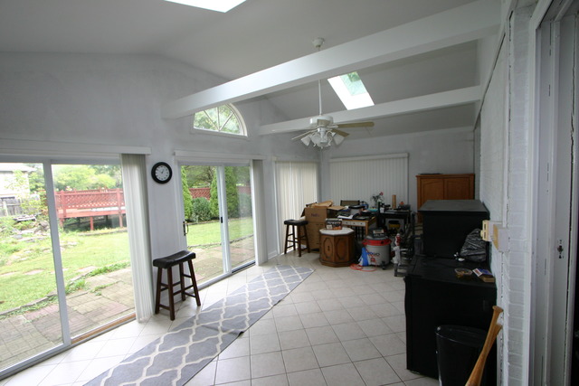 5528 Maple Ln, Midlothian, IL 60445 photo 8
