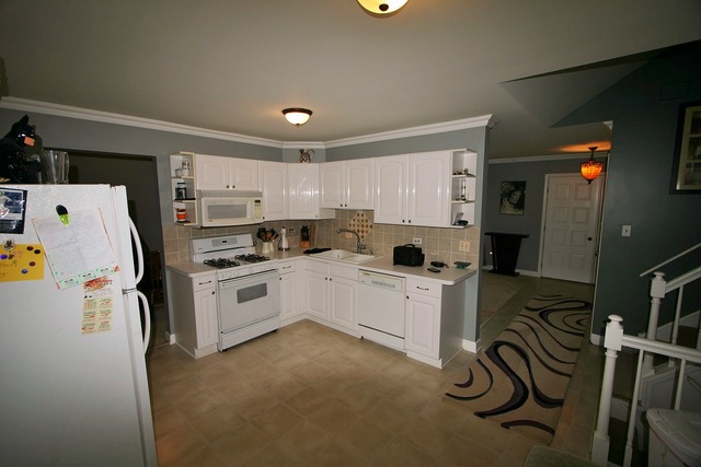 5528 Maple Ln, Midlothian, IL 60445 photo 5