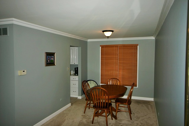5528 Maple Ln, Midlothian, IL 60445 photo 4