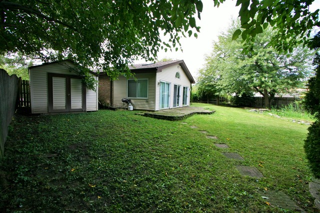 5528 Maple Ln, Midlothian, IL 60445 photo 24