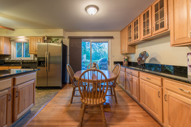 26 W256 Box Elder Ave, Wheaton, IL 60187 photo 9