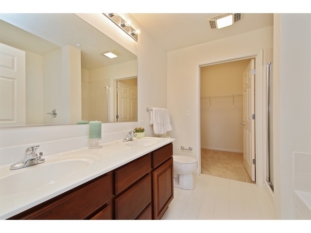 660 Prestwick Ln #401, Wheeling, IL 60090 photo 6