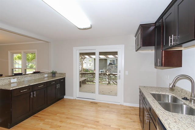 4190 Dixon Dr, Hoffman Estates, IL 60192 photo 10