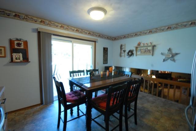 4154 Gloucester Rd, Roscoe, IL 61073 photo 9