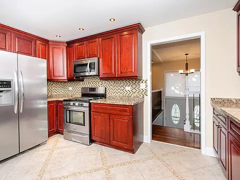 234 E 95th St, Chicago, IL 60619 photo 9