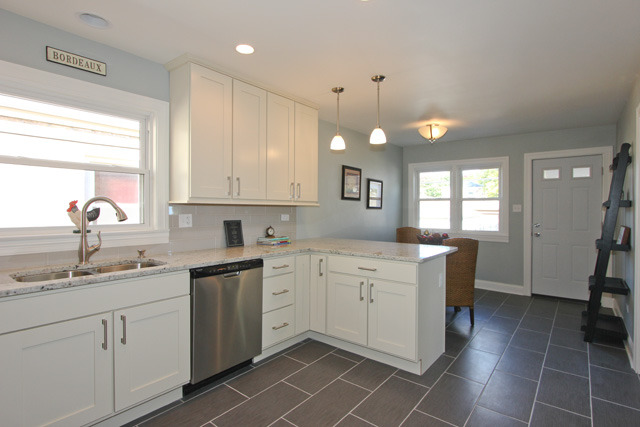 6830 W Dickens Ave, Elmwood Park, IL 60707 photo 5