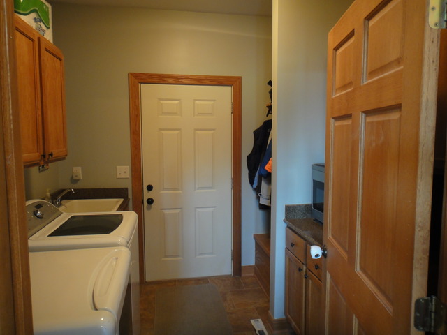 204 Jonathan Ct, Kirkland, IL 60146 photo 10