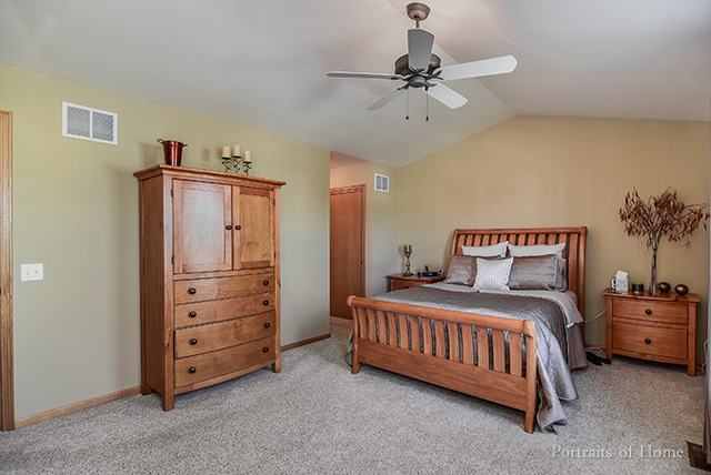 69 Blackberry Trl, Aurora, IL 60506 photo 15