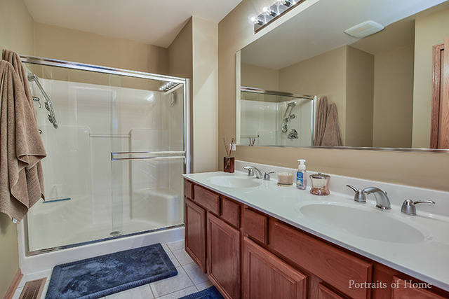 69 Blackberry Trl, Aurora, IL 60506 photo 17