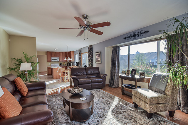 69 Blackberry Trl, Aurora, IL 60506 photo 12
