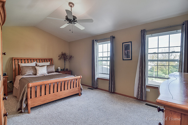 69 Blackberry Trl, Aurora, IL 60506 photo 16