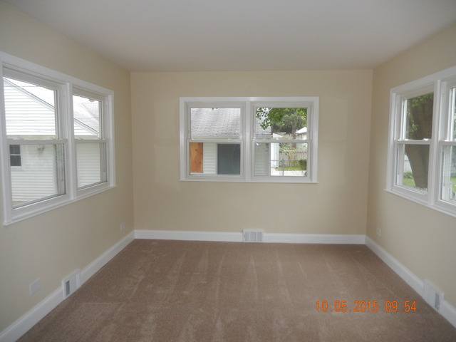 1357 E Algonquin Rd, Des Plaines, IL 60016 photo 8
