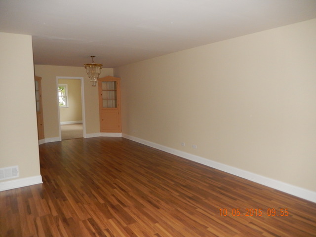 1357 E Algonquin Rd, Des Plaines, IL 60016 photo 3