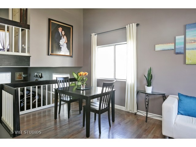 720 Thoreau Dr, Elgin, IL 60120 photo 7