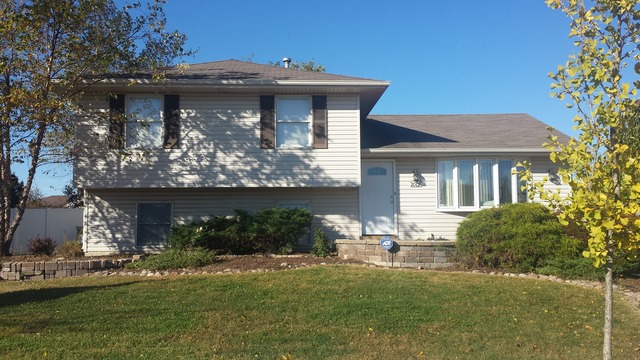 2007 Cumberland Dr, Plainfield, IL 60586 photo 1