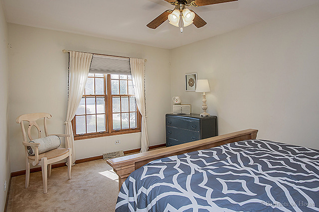 1411 Pershing Ave, Wheaton, IL 60189 photo 10