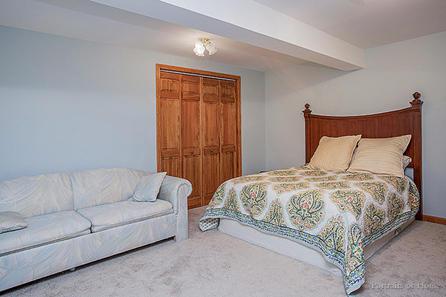1411 Pershing Ave, Wheaton, IL 60189 photo 20