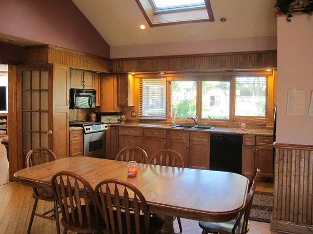 4 N224 9th Ave, Addison, IL 60101 photo 6