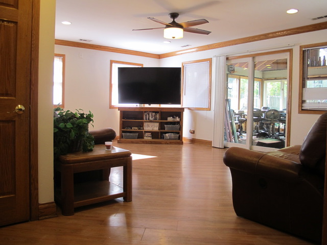 4 N224 9th Ave, Addison, IL 60101 photo 12