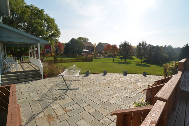 505 W Devon Ave, Bartlett, IL 60103 photo 23