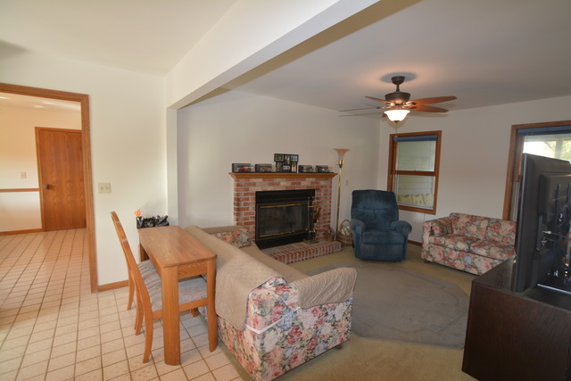 505 W Devon Ave, Bartlett, IL 60103 photo 10