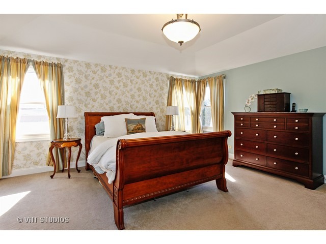 2116 Gardner Cir, Aurora, IL 60503 photo 12