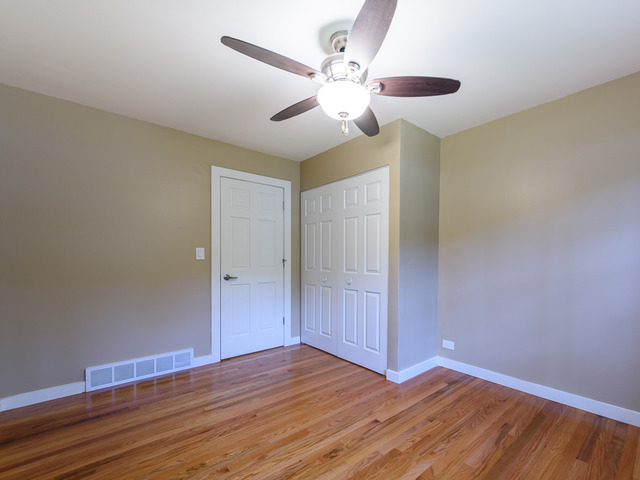 2935 75th St, Woodridge, IL 60517 photo 9
