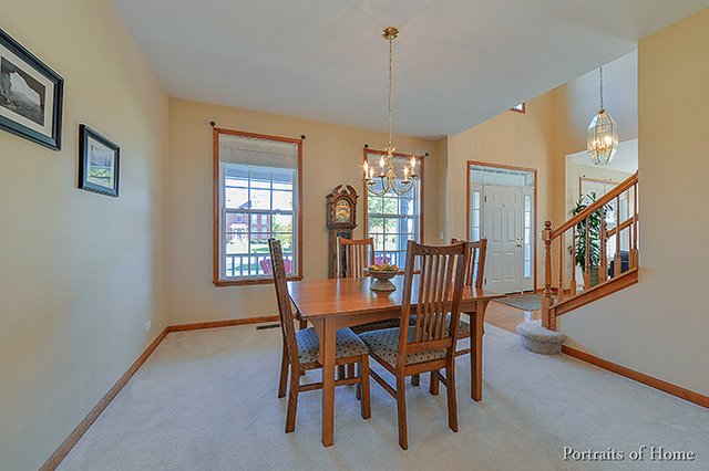 1332 Bay Meadows Dr, Bartlett, IL 60103 photo 8