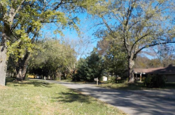 10 Charlton Dr, Kankakee, IL 60901 photo 4
