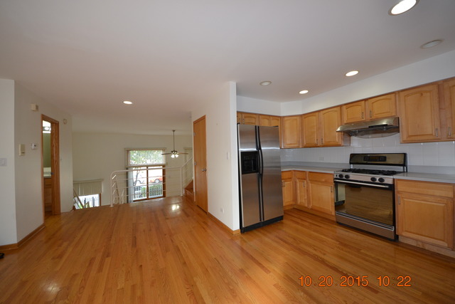 3457 S Emerald Ave #e, Chicago, IL 60616 photo 10