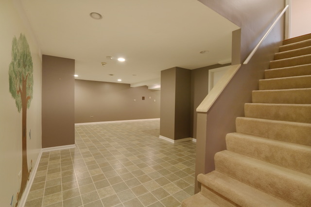 2416 Marshall Ct, Naperville, IL 60565 photo 21