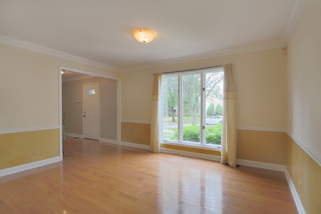 2416 Marshall Ct, Naperville, IL 60565 photo 10
