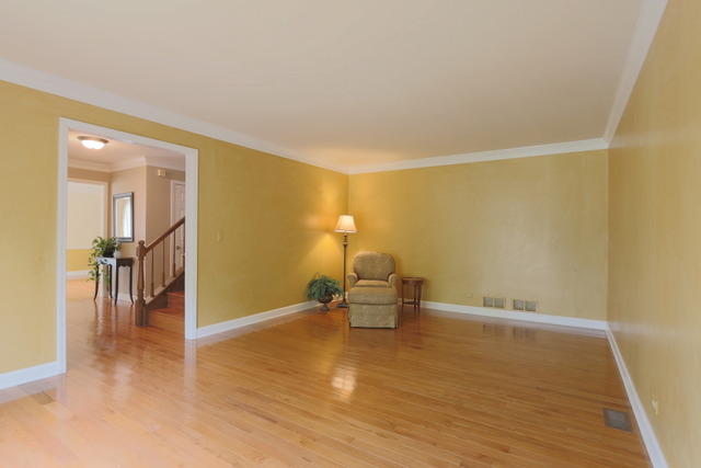 2416 Marshall Ct, Naperville, IL 60565 photo 9